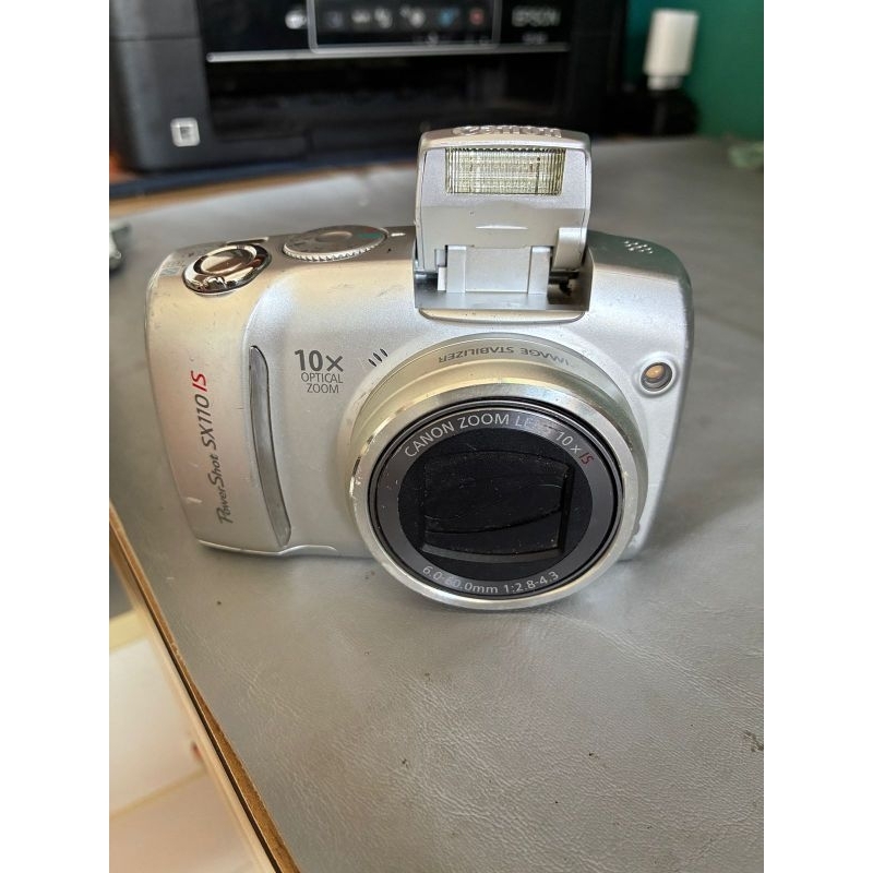 Nikon COOLPIX S6200 16 MP Digital Camera with 10x 