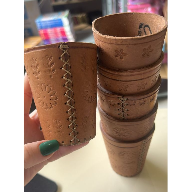 Kit Bloco de Jogar General / Caneca de couro para 