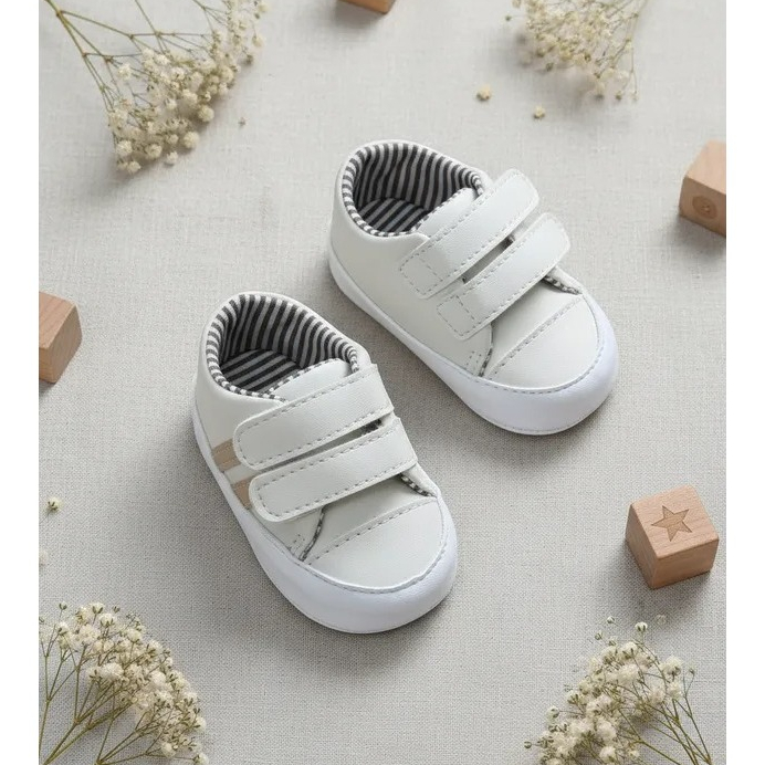 Tênis de Bebê Menino Com Forro Listrado e Tira L