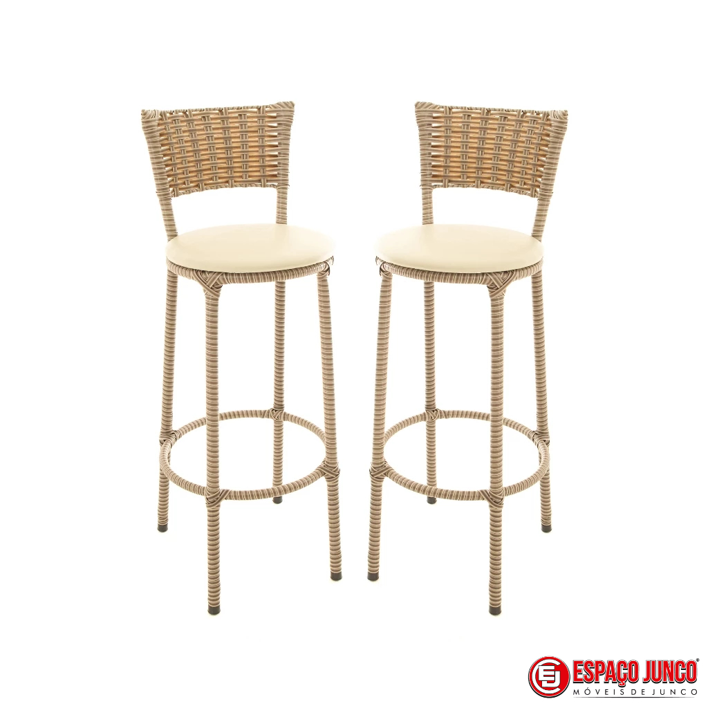 2 BANQUETAS ALTA DE COZINHA TODA ENCAPADA NO JUNCO