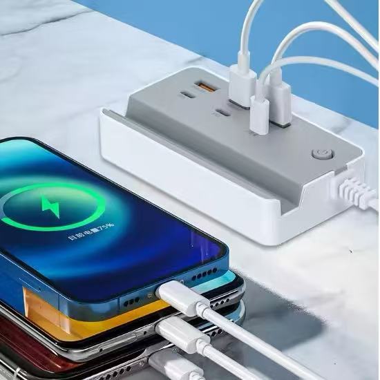 Extensor Carregador Turbo 35W  3USB+3TIPO-C, Carre