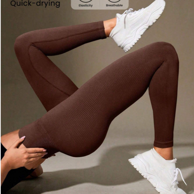 Leggings canelada de cintura larga e cor sólida p