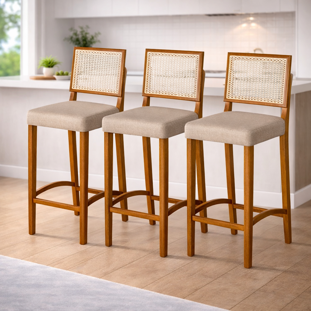 Kit 3 Banquetas Altas de Madeira com Encosto Ratta