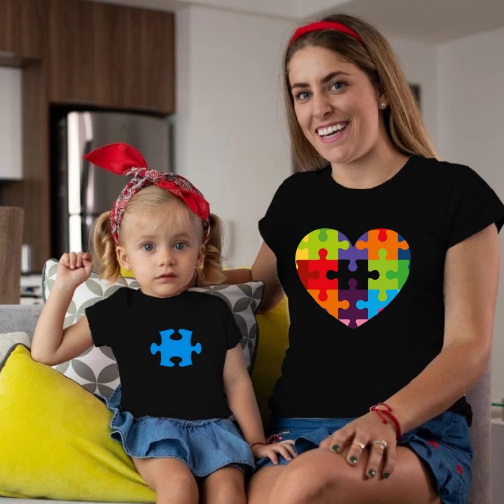 Kit com 2 Camisetas Tal Mãe Tal filho(a) Autismo
