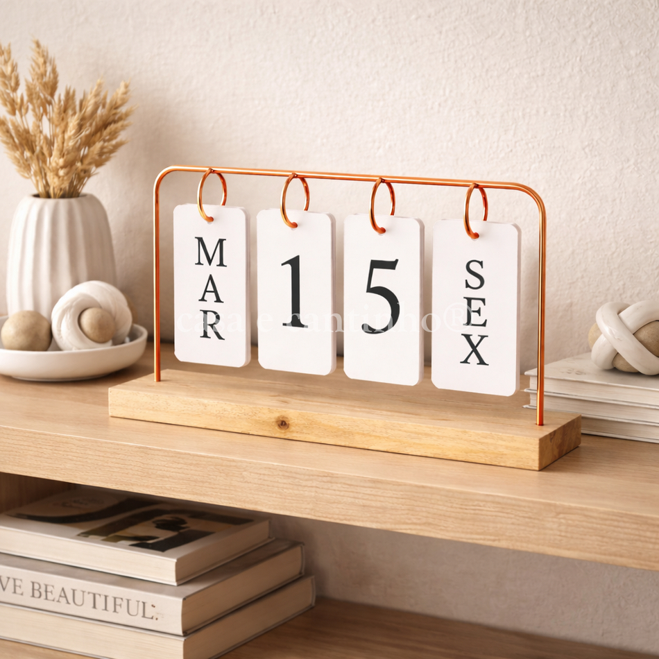 Calendário de Mesa Decorativo com Plaquinhas Pret