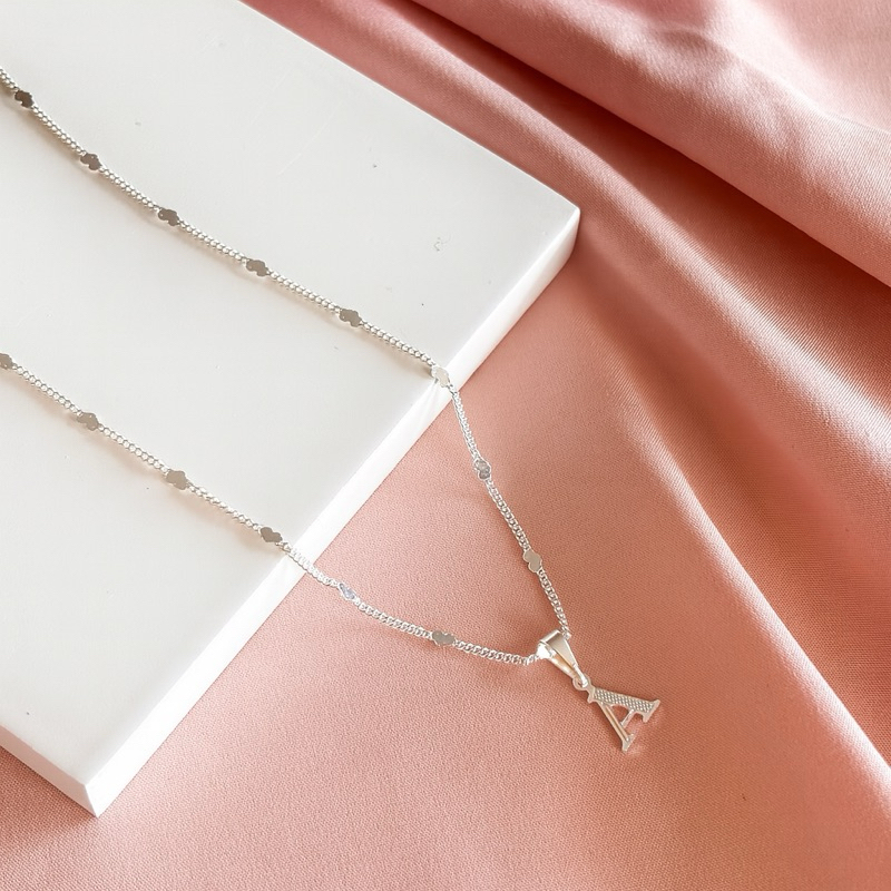 Colar Infantil Menina Com Pingente Letra Inicial B