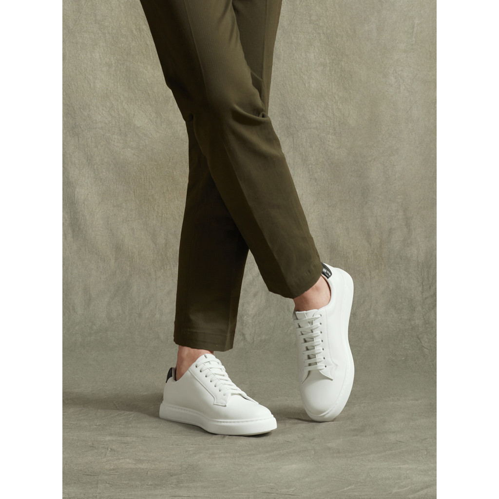 ThomWills Sapatos brancos masculinos terno de neg�