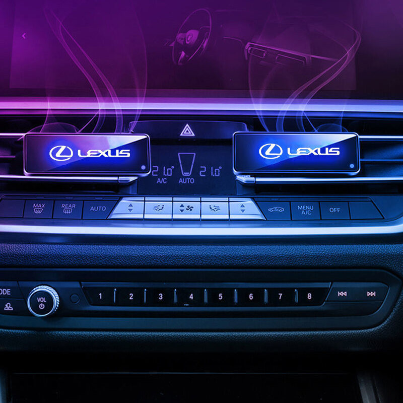 Aromatizador de carro com luz ambiente é adequado