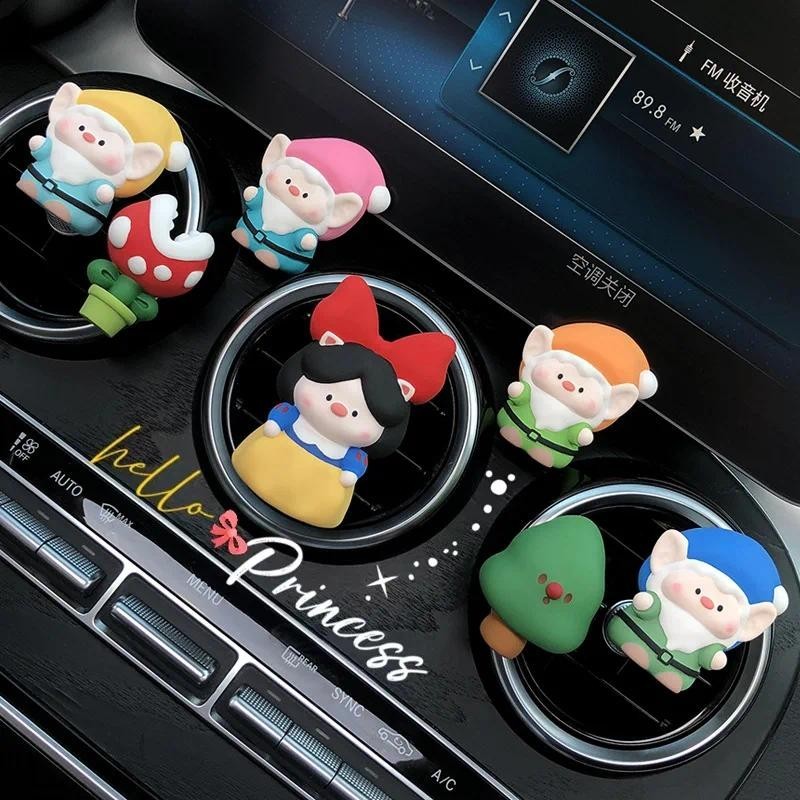 Criativo Anão Carro Perfume Ornamento Saída De A