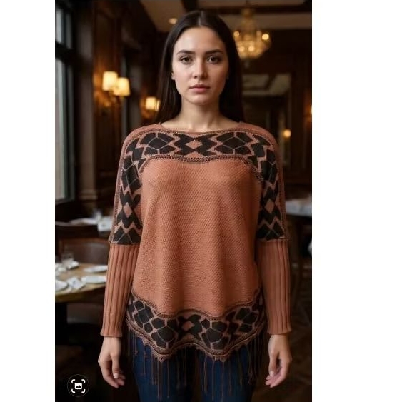 Blusa tricot  jacard poncho com franja capa invern