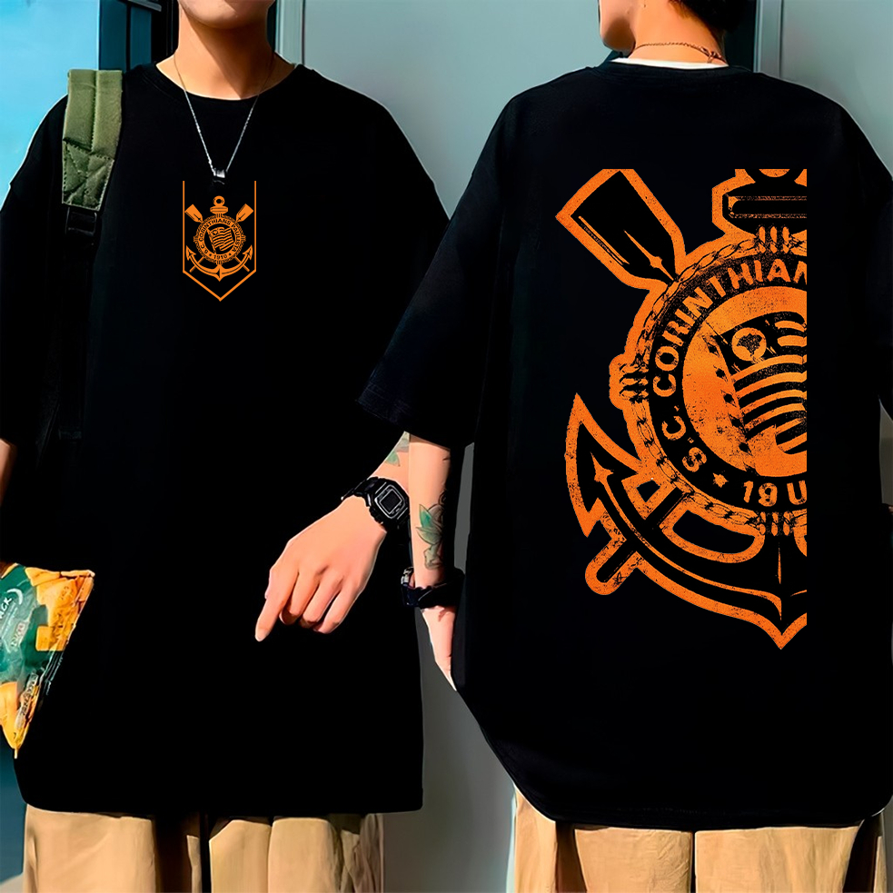Camiseta Oversized Preta Unisex, Design com Escudo