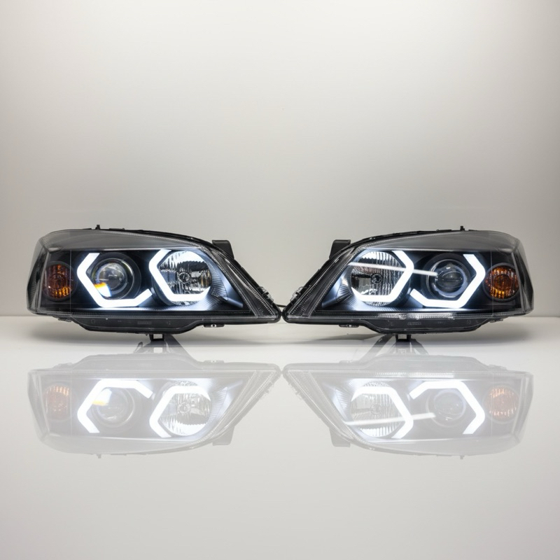 Par Farol Astra com Angel Eyes Mascara Negra Pisca