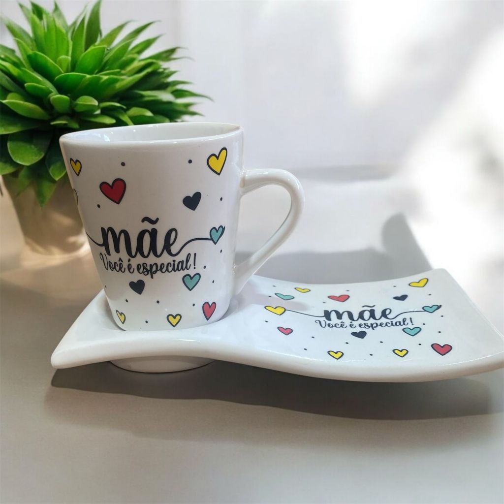Kit Caneca Porcelana 120ml  + Pires Ondulado Mãe 