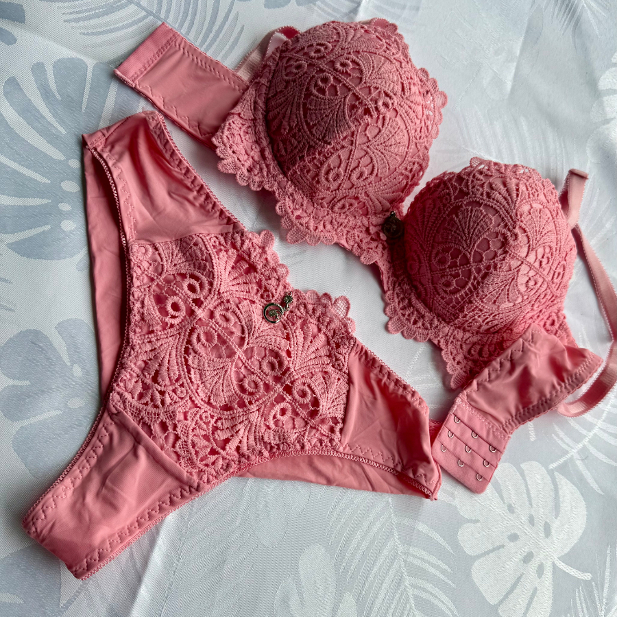 CONJUNTO DE LINGERIE RENDA IMPORTADA BOJO BOLHA RE