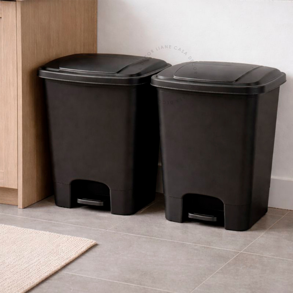 Kit 2 Lixeira Multiuso Preta 13 Litros com Tampa P
