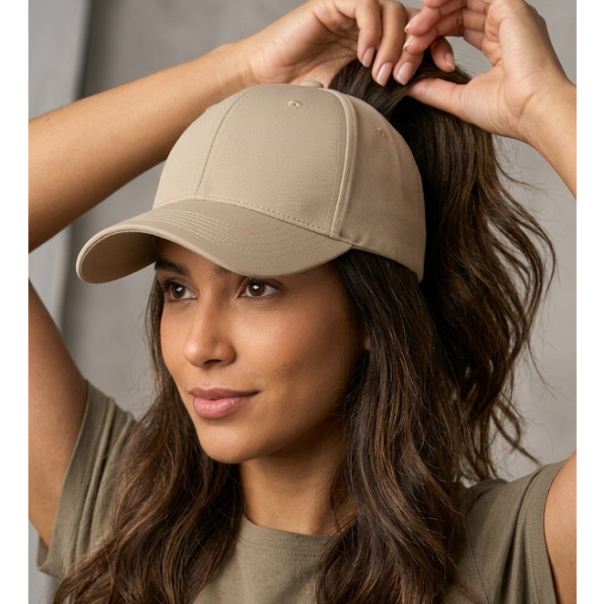 Boné de Curva Beisebol Feminino com Abertura para