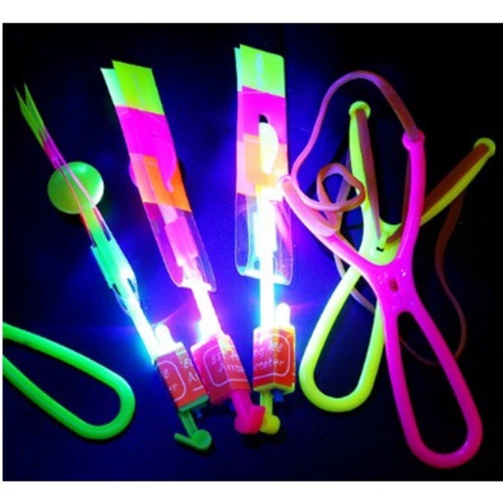 Kit 50-200PCS Avatar Voador De Led Com Estilingue 