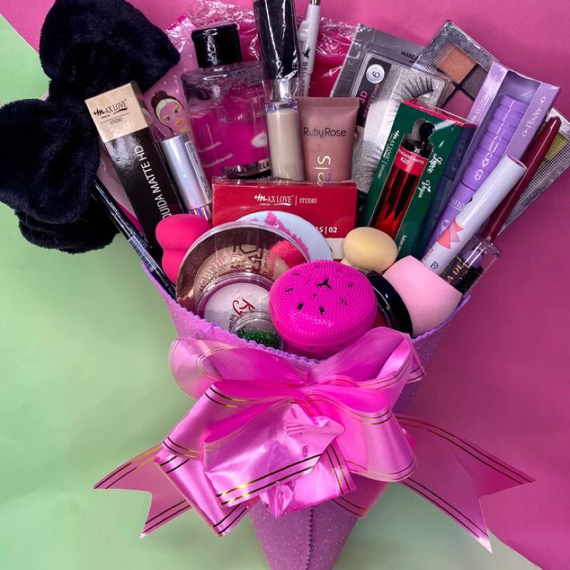 Kit Maquiagem Buquê de Maquiagem Presente | Make 