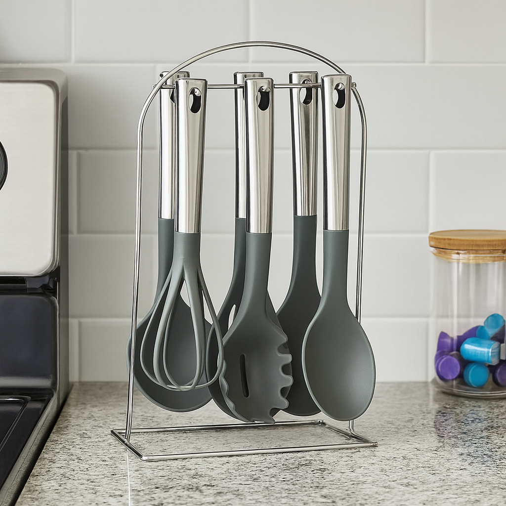 Jogo de Cozinha de Nylon e Aço Inox