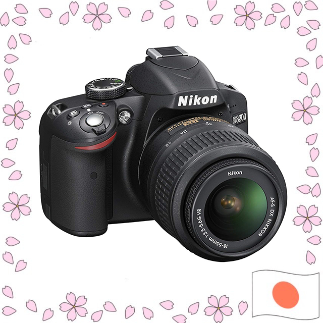 Câmera DSLR Nikon D3200 com Lente AF-S DX NIKKOR 
