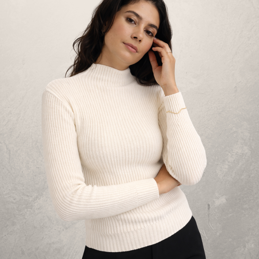 Blusa Feminina em Tricot Modal Básica Lisa Canela
