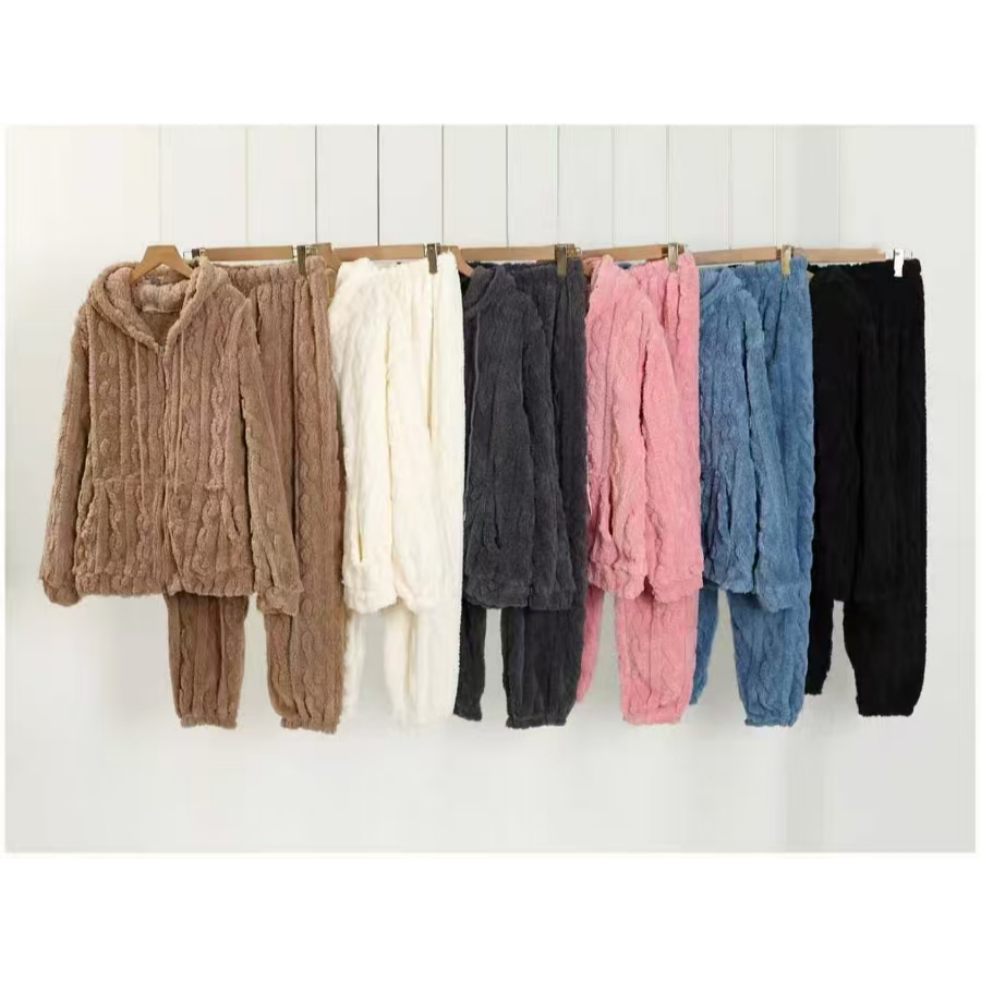 Pijama Feminino Peluciado Inverno Fleece Com Zípe