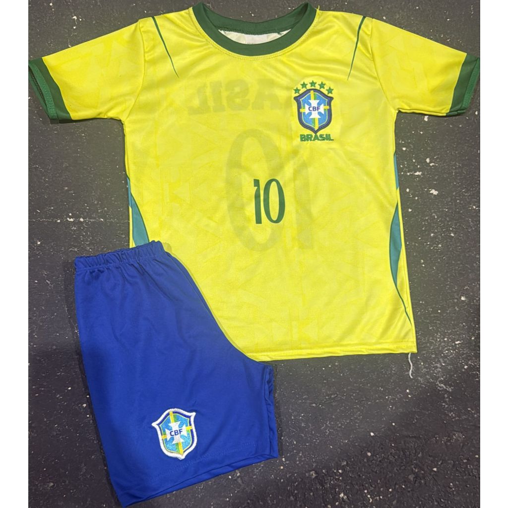 Conjunto Infantil do BRASIL com Escudo Bordado Do 
