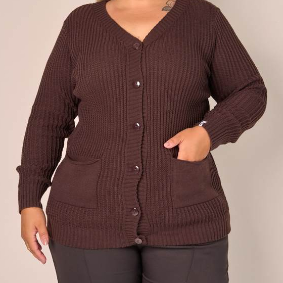 Casaco Feminino Plus Size Decote V com Bolsos Fron