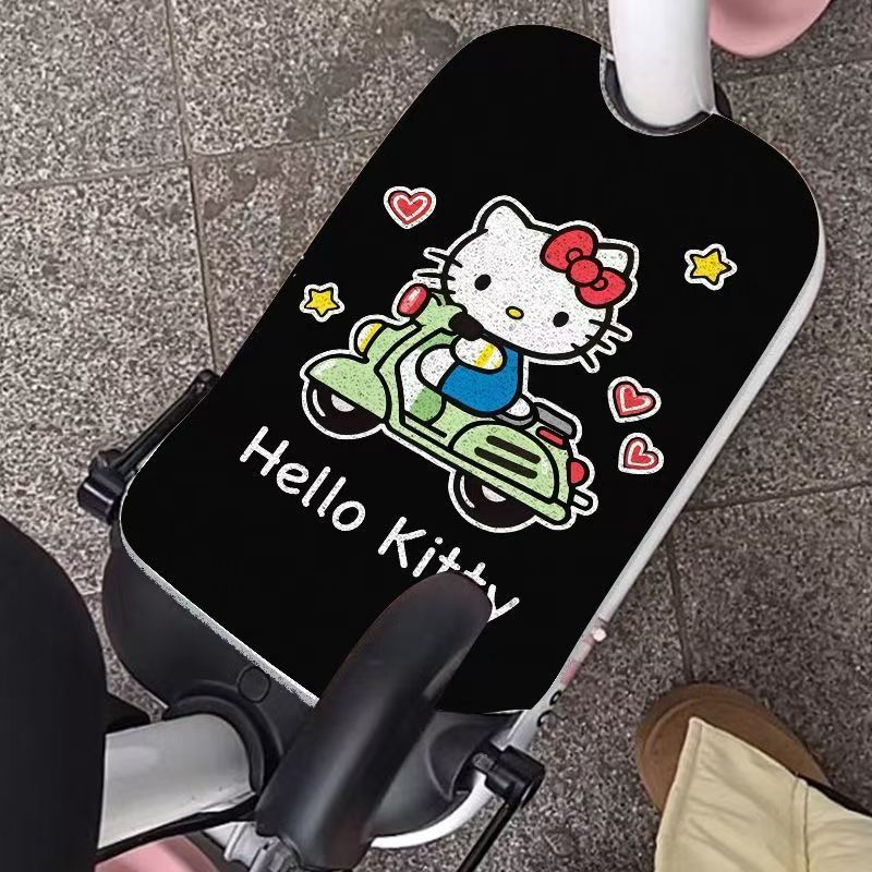Tapete de carro elétrico Hello Kitty em estilo ca