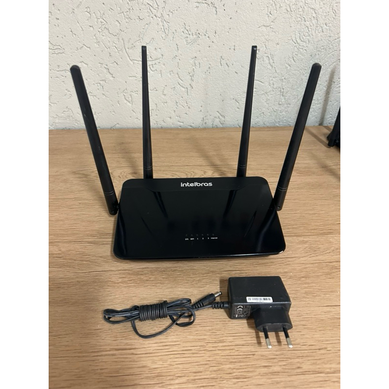 ROTEADOR INTELBRAS RF-1200 com fonte