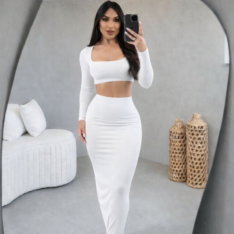 Conjunto Saia e Blusa Cropped Feminina Manga Longa