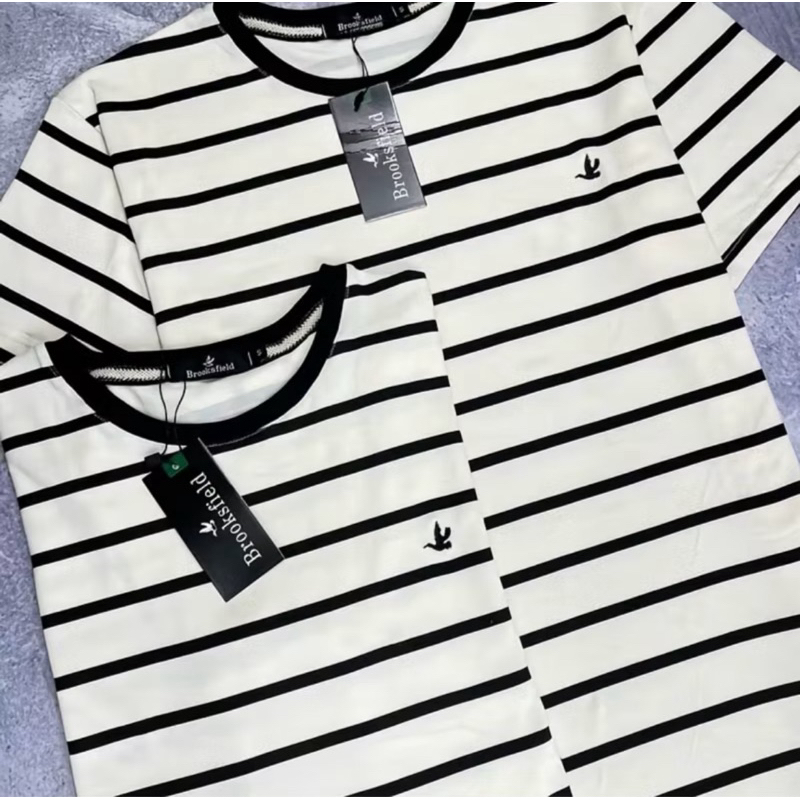 Camiseta Masculina Listrada Manga Curta Gola Redon
