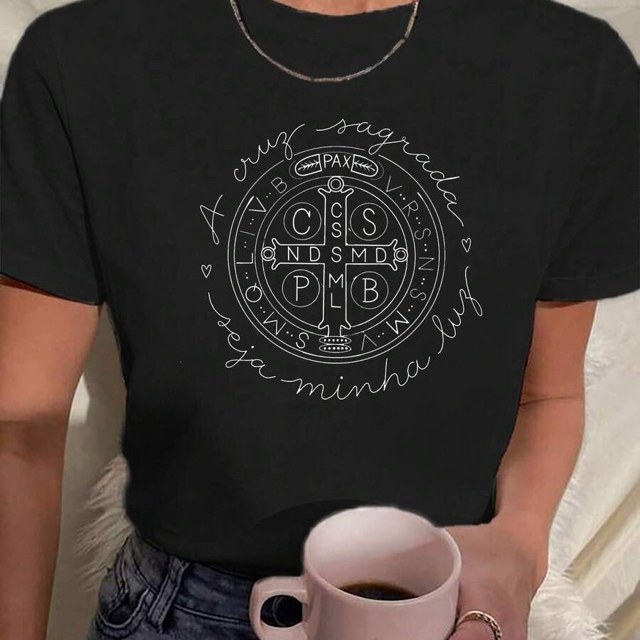 Camiseta Feminina Medalha de São Bento Religião