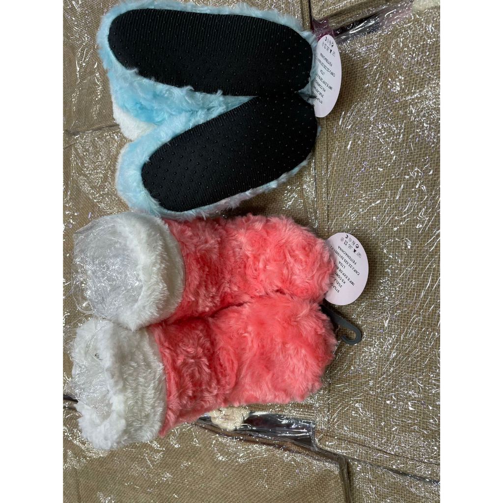 Pares de Pantufa Quente Confortável Peluciada Fof
