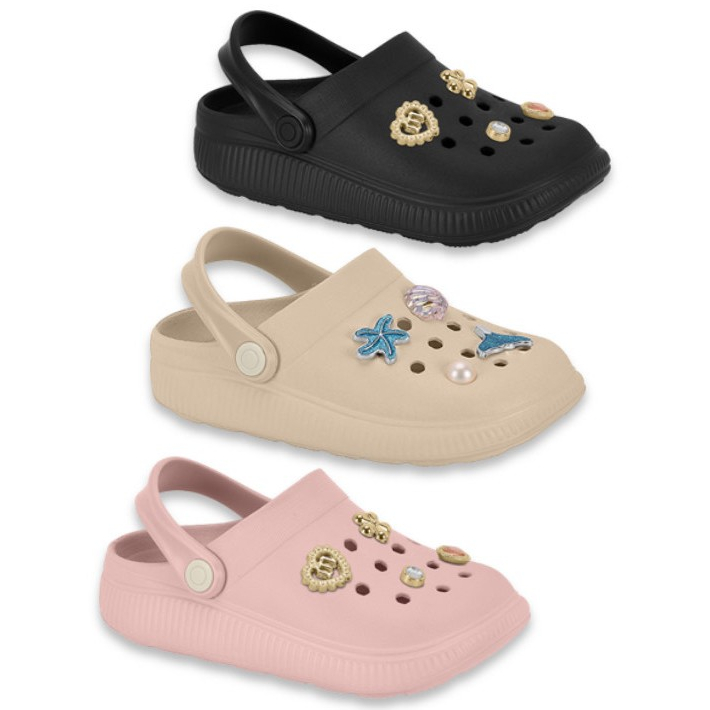 Babuche Infantil Molekinha Clog Com Enfeites Pins 