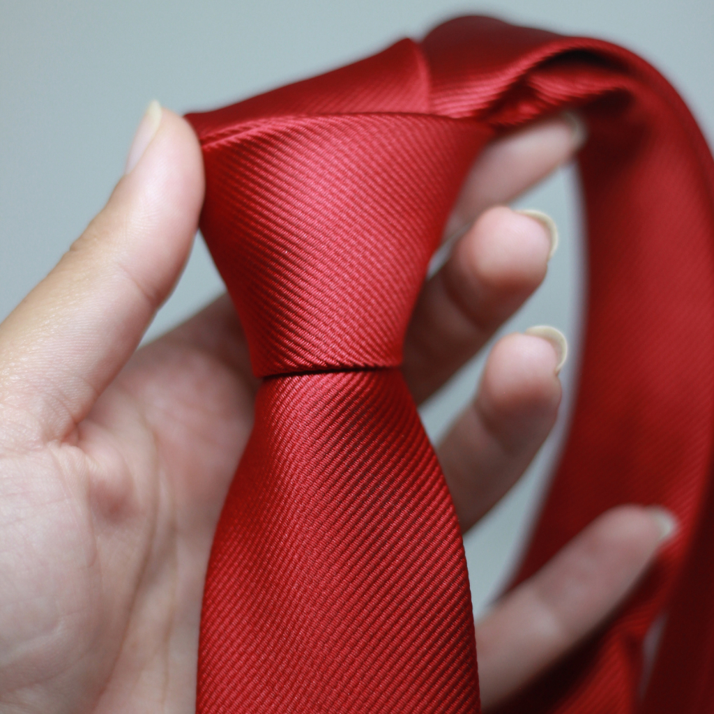 Gravatas Masculina Slim Riscada Várias Cores e Mo