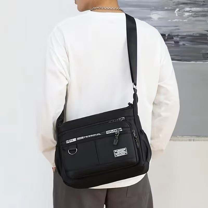Bolsa Transversal Masculina Casual Resistente com 