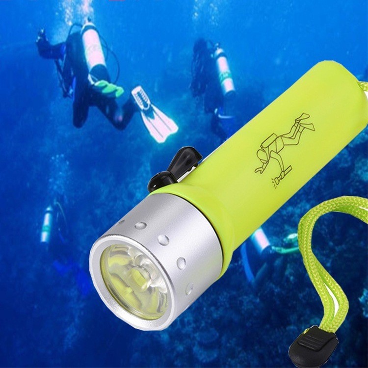 Lanterna De Mergulho Caça Pesca A Prova Dagua Led