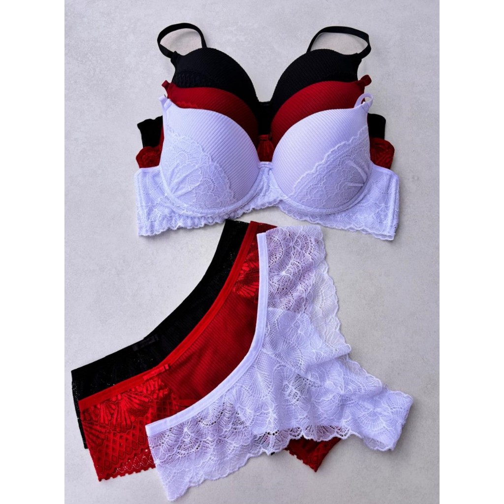 Kit 3 Conjuntos de Calcinha e Sutiã Com Detalhes