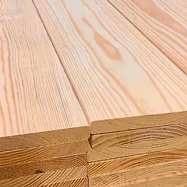 Tábua de Pinus para Prateleira Lixada e Aparelhad