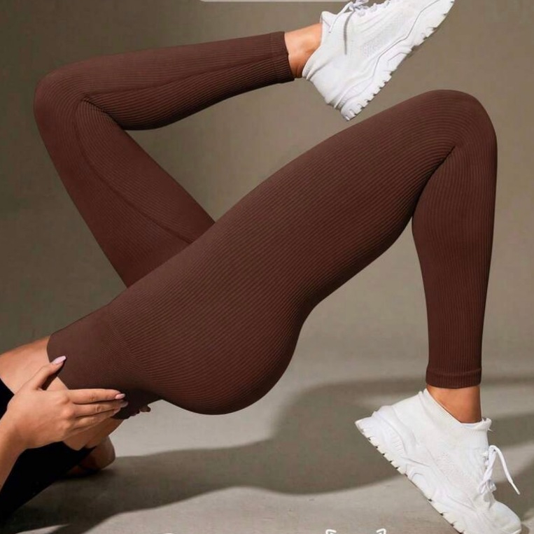 Calça Legging Canelada de Cintura Alta Sem Costur