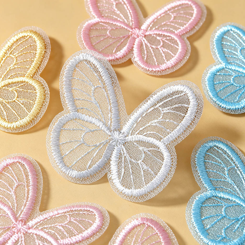 (60 Peças/Pacote) 4.3 * 4cm Bordado Borboleta Fio