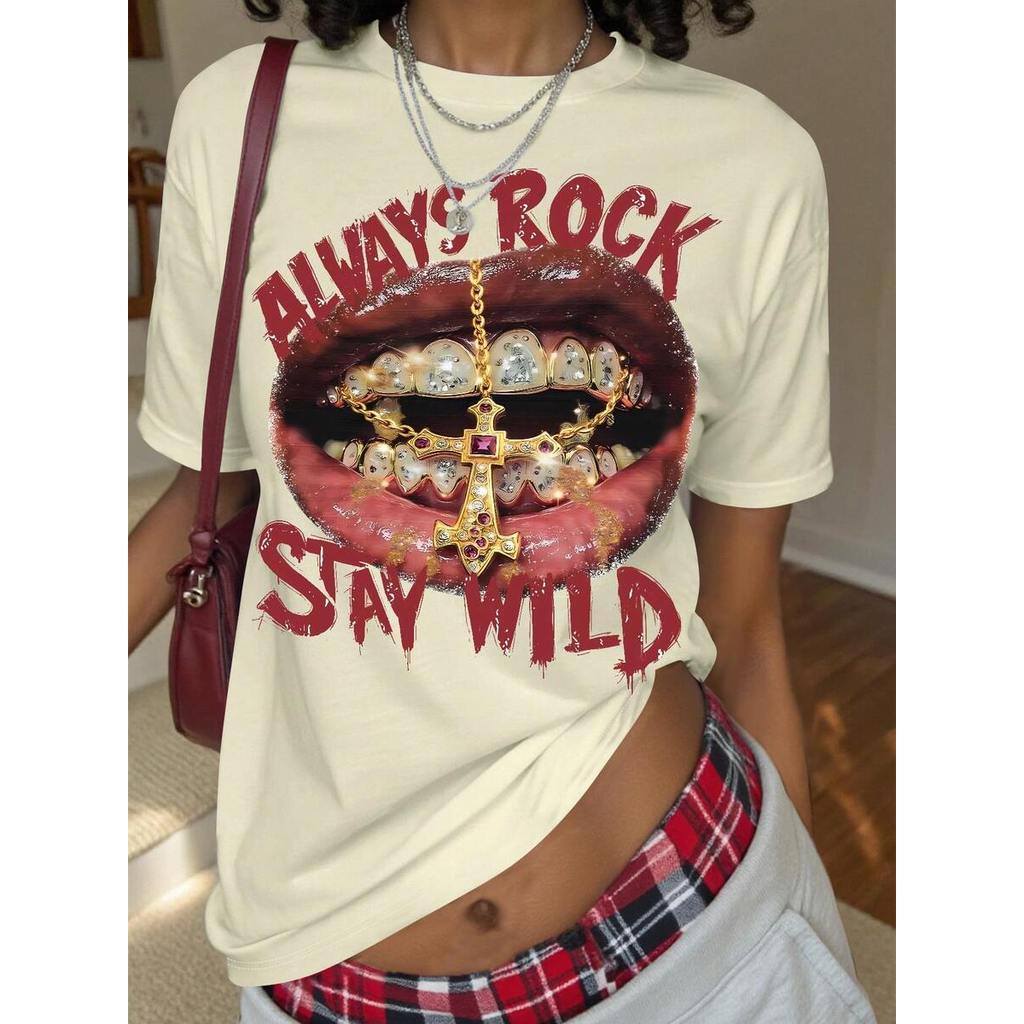 Camiseta de Manga Curta Solta com Estampa de Lábi