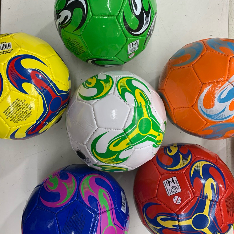 Bola de Futebol Pequena Infantil