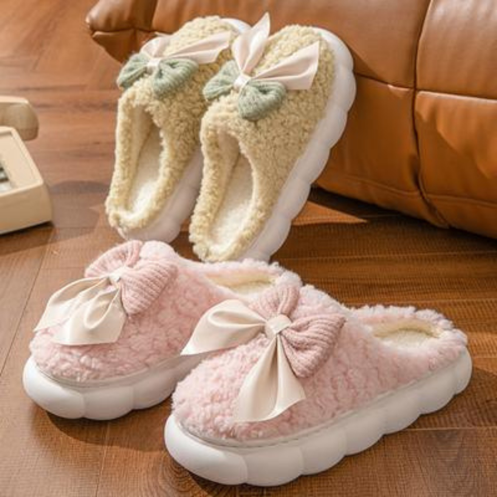 Pantufa Nuvem Feminina com Laço Acetinado Chinelo